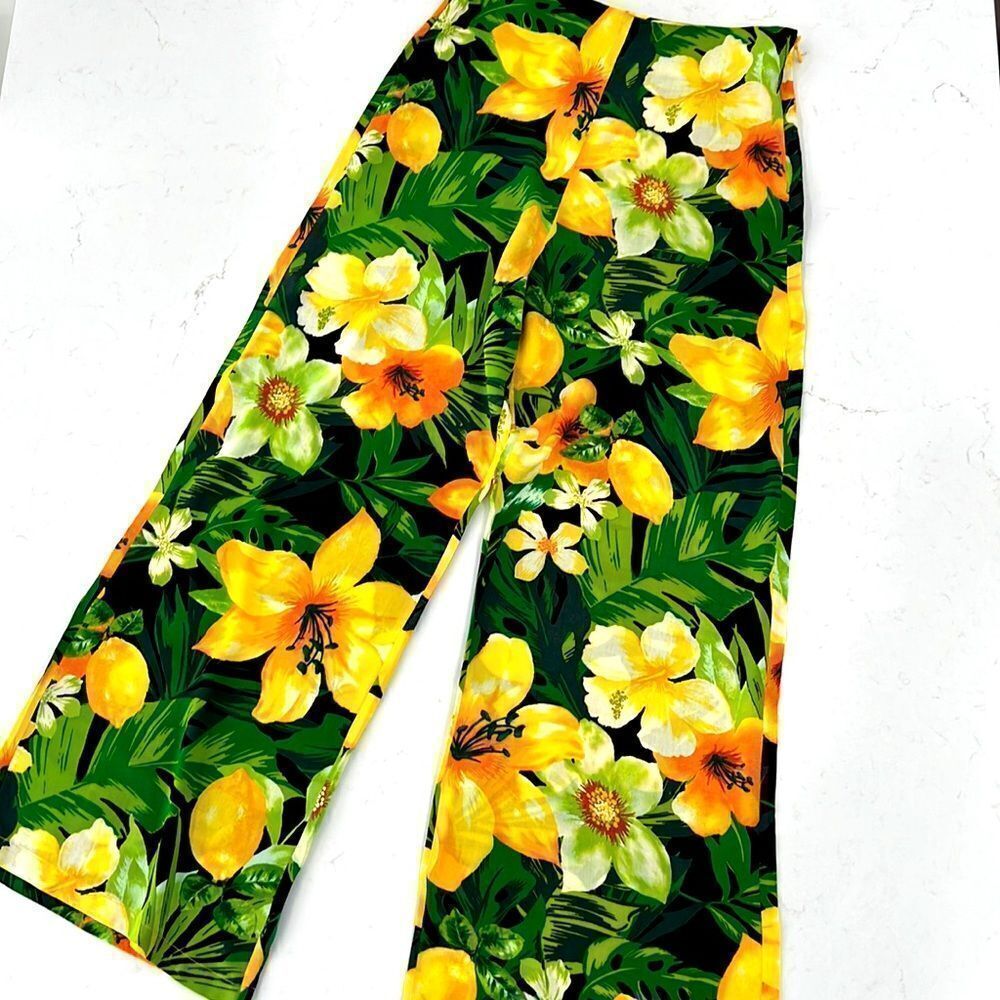 OLIVACEOUS Tropical Print Rayon Wide Leg Flowy Capri NWOT